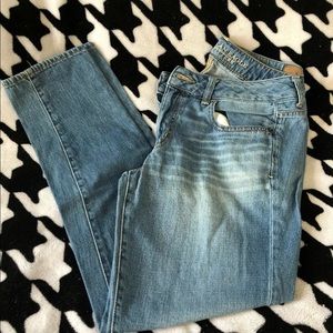 American Eagle Women’s Boy Jean